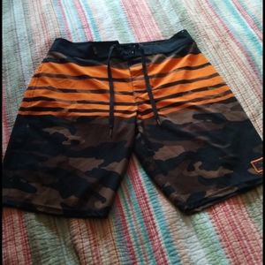 Dakine boardshorts
